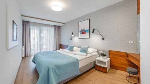 One-Bedroom Apartment - Al. Żeromskiego 31