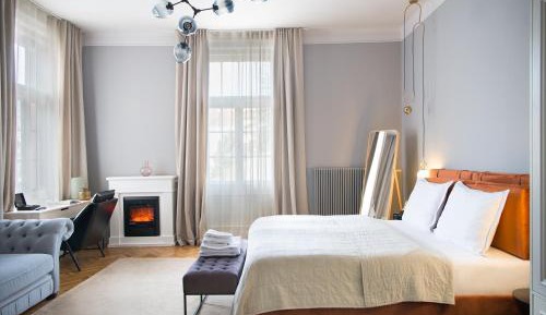 Superior King Room
