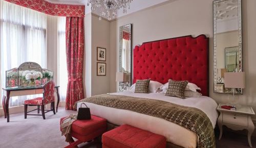 Large Two-Bedroom Apartment