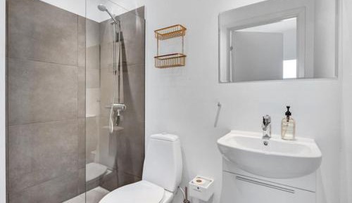 Large Quadruple Room with Terrace and Private Bathroom
