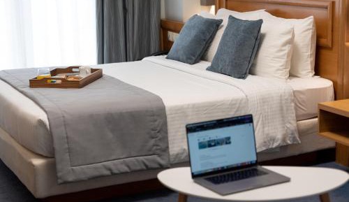 Triple Room with City View