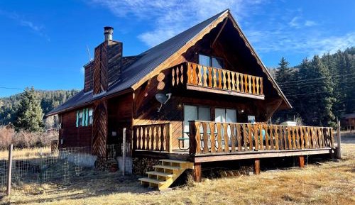 Four-Bedroom Holiday Home