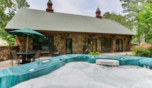 Two-Bedroom Holiday Home