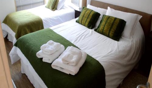 Two-Bedroom Apartment (2-3 Adults)