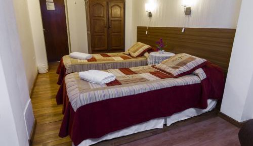 Twin Room with Shared Bathroom