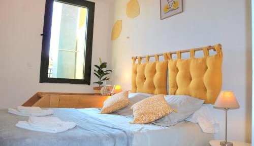 Double Room with Mountain View