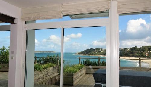 Holiday Home (8 Adults)