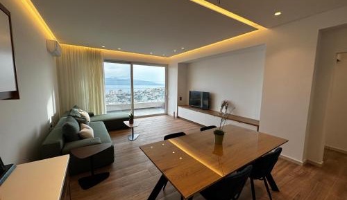 Deluxe Family Suite
