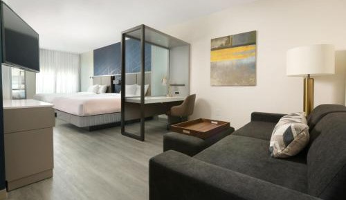 Queen Suite with Two Queen Beds and Sofa Bed