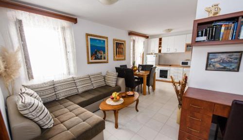 Apartment with Terrace
