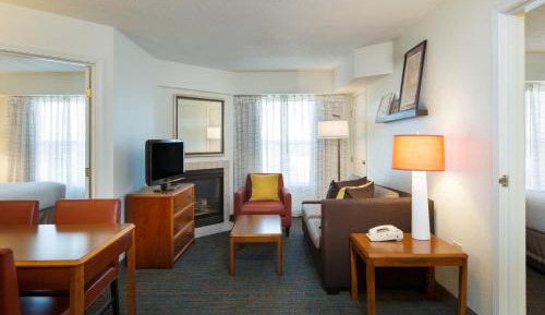 Two-Bedroom Suite