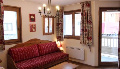 Apartment (6 Adults)