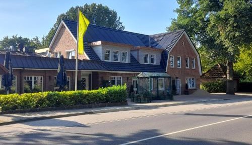 Superior One-Bedroom Apartment