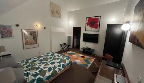 Deluxe Double Room with Shower