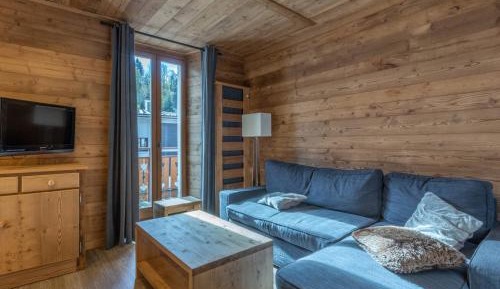 Apartment (8 Adults)