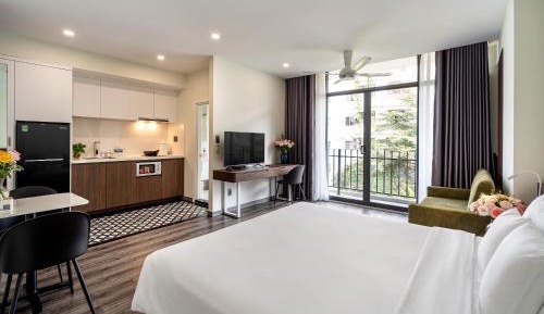 Apartment with Balcony
