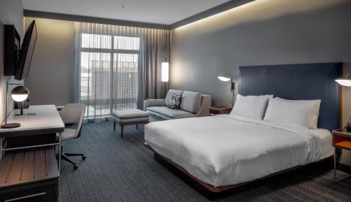 King Room with Sofa Bed
