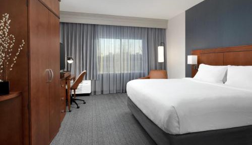 King Room with Sofa Bed