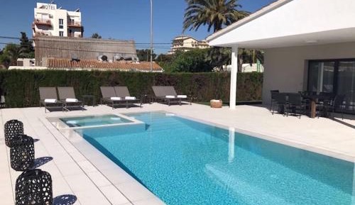 One-Bedroom Villa