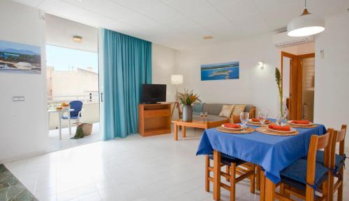 Superior One-Bedroom Apartment with Balcony