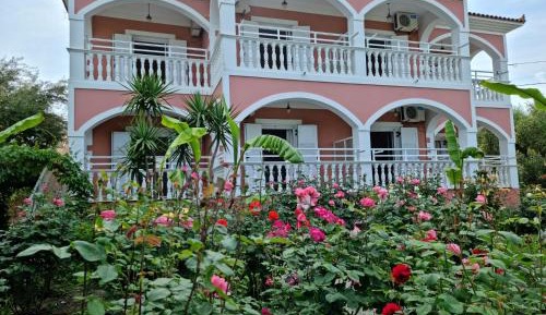 Studio with Garden View