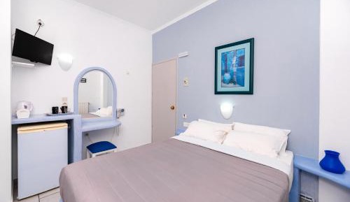 Economy Double Semi Basement Level Room