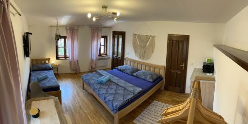 Comfort Triple Room
