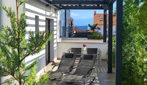 Apartment with Terrace
