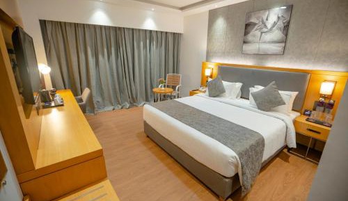 Deluxe Double or Twin Room
