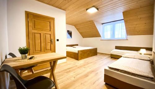 Quadruple Room with Private Bathroom