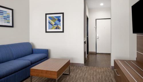 Suite with Two Beds - Non-Smoking