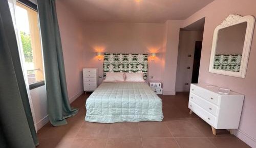 Deluxe Double Room with Extra Bed