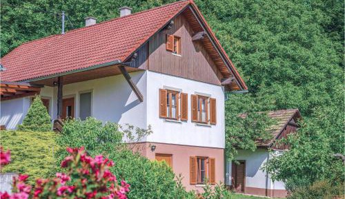 Two-Bedroom Holiday Home
