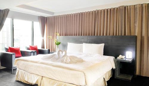 Superior Double Room with City View