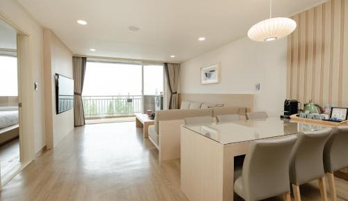 Kensington Junior Suite - Fully Renovated Room