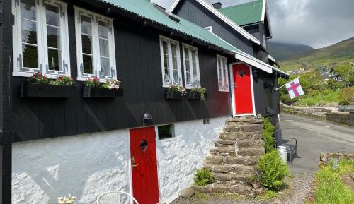 One-Bedroom House