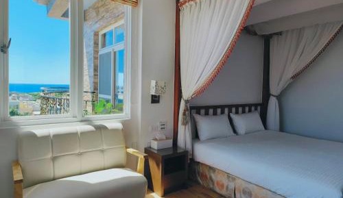 Queen Room with Balcony