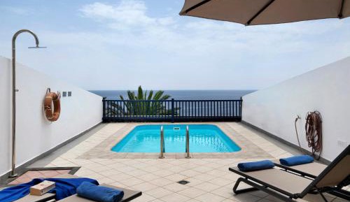 Villa with Sea View