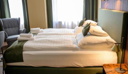 Deluxe Single Room