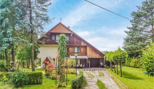 Five-Bedroom Holiday Home