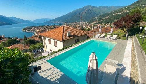 Apartment with Lake View