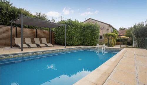 Two-Bedroom Holiday Home