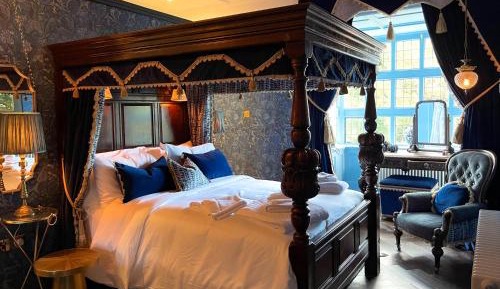 Junior Suite with Garden View