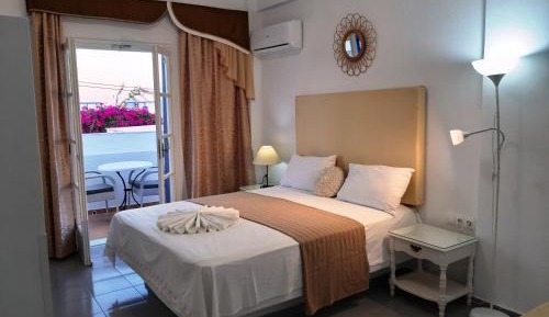 Double Room with Pool View