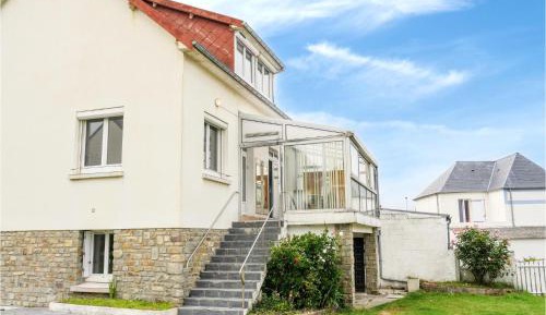 Four-Bedroom Apartment