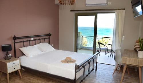Deluxe Double Room with Sea View
