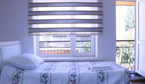 Bed in 4-Bed Mixed Dormitory Room