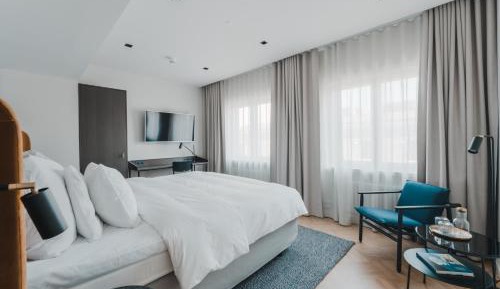 Superior King Room
