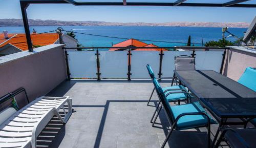 Apartment with Terrace