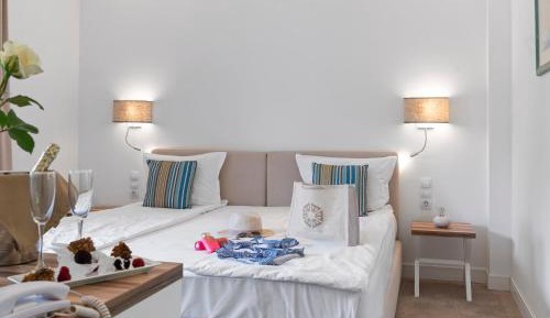 Standard Double Room with Garden View - Free Beach Access 